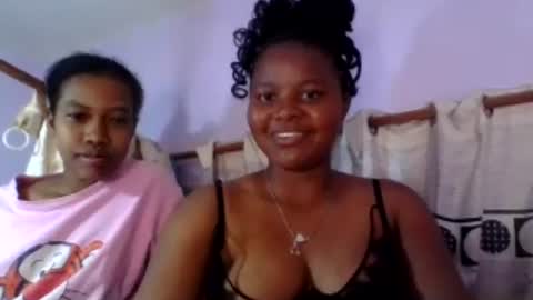 anaissa23 online show from 06-17-26, 06:42