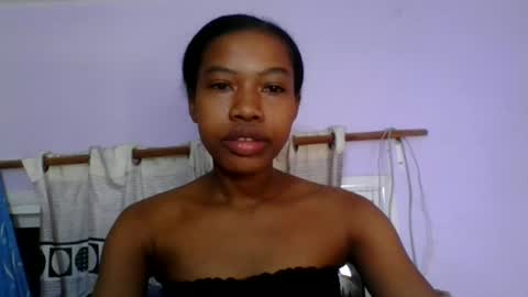 anaissa23 online show from 06-19-26, 03:22