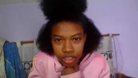 anaissa23 online show from 06-20-26, 04:54