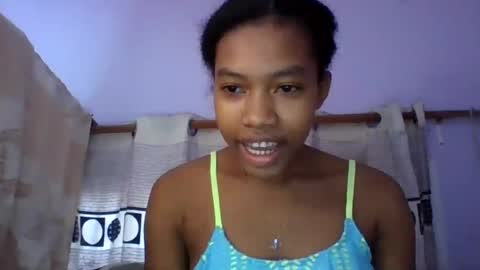 anaissa23 online show from 08-08-26, 08:16