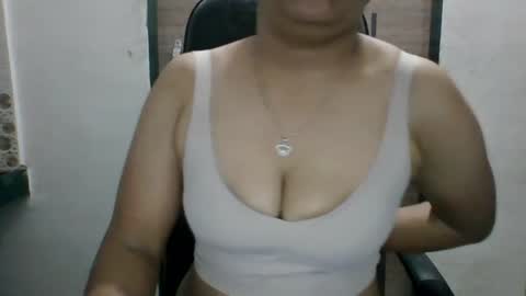 Snapshot of anamikaa_love chatting on 04-11-26, 03:55 Anamika online show from 04-11-26, 03:55