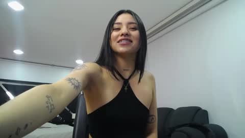 Snapshot of ananya_sex1 chatting on 02-20-25, 02:40 Ananya online show from 02-20-25, 02:40