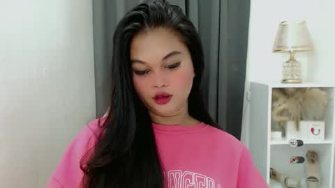 Snapshot of anaruru_ chatting on 02-01-26, 02:04 ANA online show from 02-01-26, 02:04