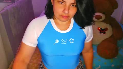Ana online show from 05-17-26, 09:33