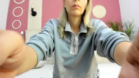 anastasia online show from 07-16-26, 11:49