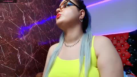 Ana   online show from 04-08-26, 01:11