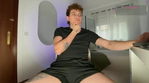 Snapshot of anddres_boss chatting on 05-17-26, 11:28 Tell Me ANDRESS ----- online show from 05-17-26, 11:28