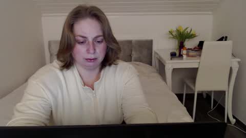 Snapshot of andorphina chatting on 01-18-26, 04:33 Andorphin online show from 01-18-26, 04:33
