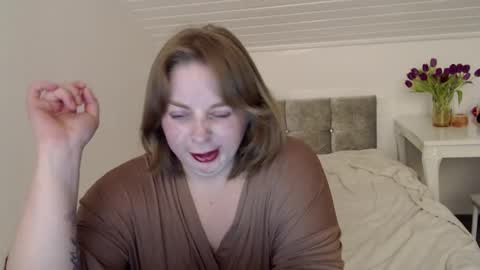 Snapshot of andorphina chatting on 02-16-26, 08:49 Andorphin online show from 02-16-26, 08:49