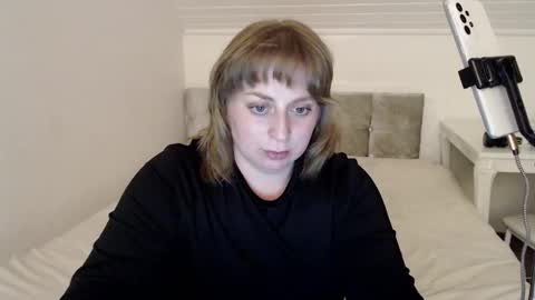 Snapshot of andorphina chatting on 03-04-26, 09:54 Andorphin online show from 03-04-26, 09:54