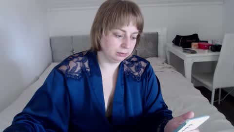Snapshot of andorphina chatting on 03-11-26, 08:31 Andorphin online show from 03-11-26, 08:31
