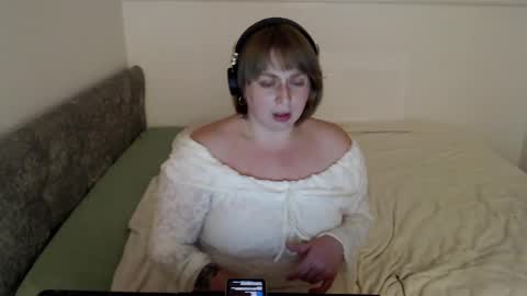 Snapshot of andorphina chatting on 03-28-26, 09:03 Andorphin online show from 03-28-26, 09:03