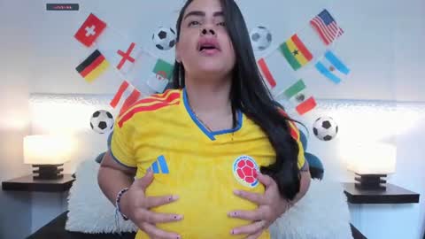 Snapshot of andreahgil chatting on 06-17-26, 03:24 andreahgil online show from 06-17-26, 03:24
