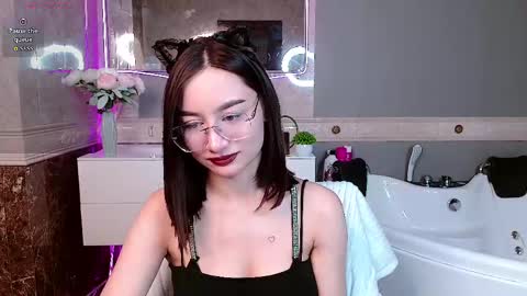 Snapshot of andreajohnsons chatting on 04-26-26, 07:50 andreajohnsons online show from 04-26-26, 07:50