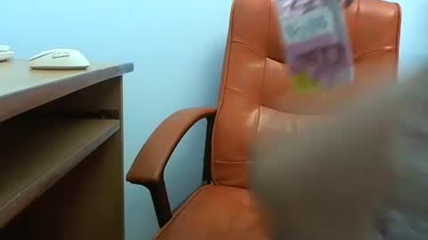 andreeacorina713 online show from 05-10-26, 05:07