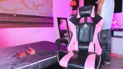 Snapshot of andrees_s chatting on 03-21-26, 11:59 andrees_s online show from 03-21-26, 11:59