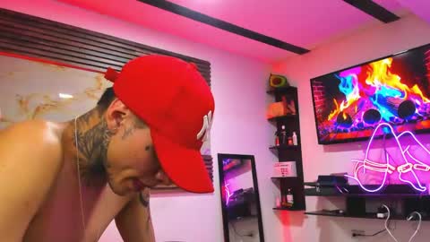 Snapshot of andrees_s chatting on 03-26-26, 07:30 andrees_s online show from 03-26-26, 07:30