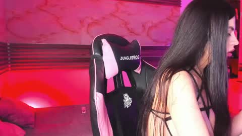 Snapshot of andrees_s chatting on 03-29-26, 05:13 andrees_s online show from 03-29-26, 05:13