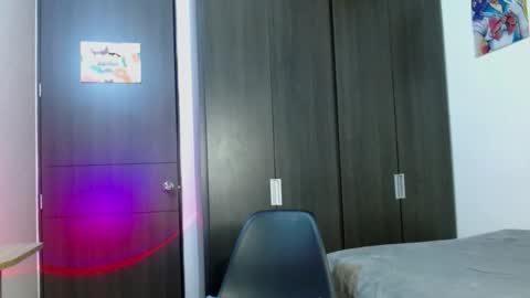 Snapshot of andreew_santana chatting on 10-07-25, 02:20 Andrew online show from 10-07-25, 02:20