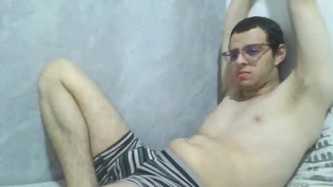 andres129494 online show from 03-26-26, 01:55