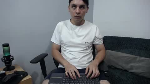 Snapshot of andres_69_fantasy chatting on 07-05-26, 10:50 andres_69_fantasy online show from 07-05-26, 10:50