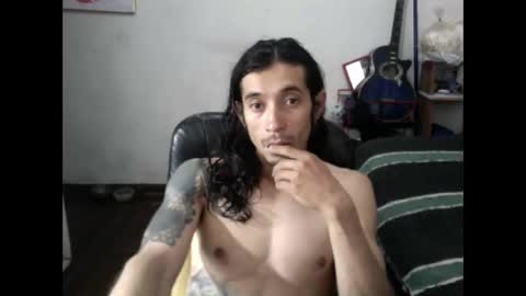 Snapshot of andresdelews chatting on 04-29-26, 12:20 Delews online show from 04-29-26, 12:20