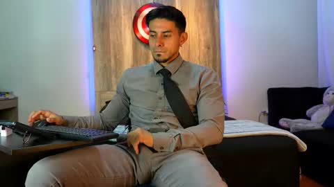 Andrew online show from 03-04-26, 02:39