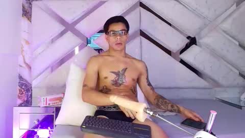 Snapshot of andrew_haalls chatting on 03-01-26, 10:34 andrew_haalls online show from 03-01-26, 10:34