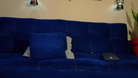 andrewfalcon_ online show from 05-11-26, 04:04
