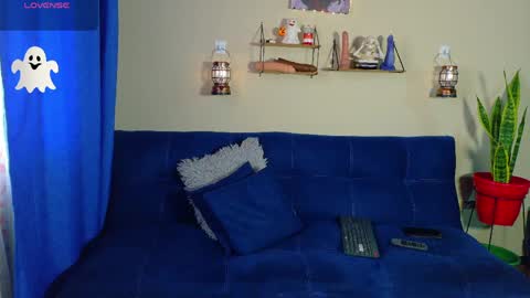 andrewfalcon_ online show from 05-12-26, 08:17