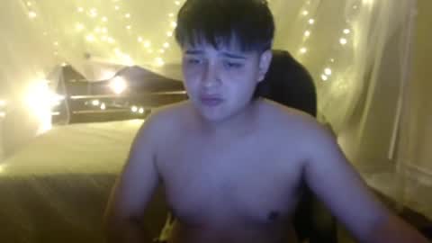 Snapshot of andrewsmile_ chatting on 12-23-24, 12:52 ANDREW online show from 12-23-24, 12:52