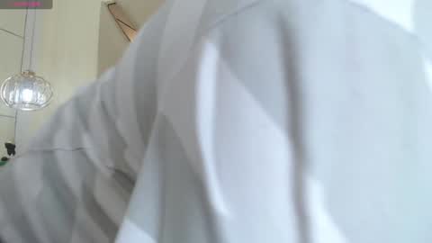 Snapshot of andrewsmile_ chatting on 01-27-25, 03:18 ANDREW online show from 01-27-25, 03:18