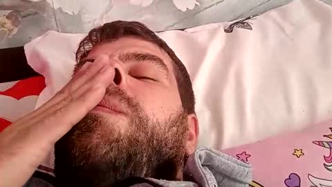 Snapshot of andrey21q chatting on 10-21-25, 08:15 andrey21q online show from 10-21-25, 08:15