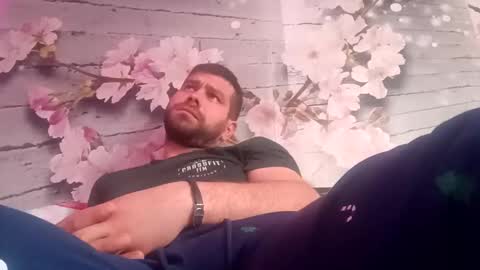 Snapshot of andrey21q chatting on 01-10-26, 11:23 andrey21q online show from 01-10-26, 11:23