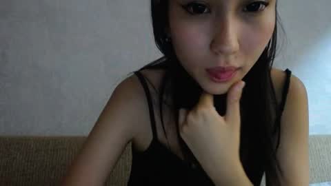 Snapshot of andriana05 chatting on 06-16-26, 09:17 Andriana05 online show from 06-16-26, 09:17