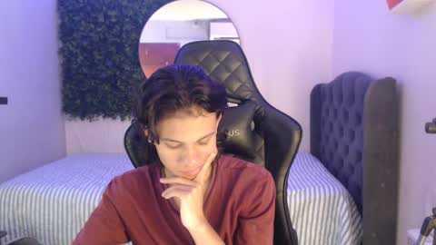 andy_dan1 online show from 01-23-25, 06:35