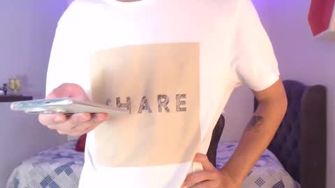 andy_dan1 online show from 02-08-25, 06:55