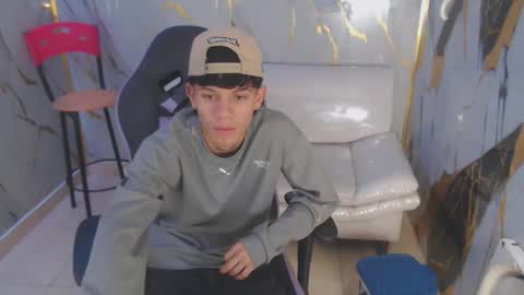 andy_dan1 online show from 10-18-25, 03:02