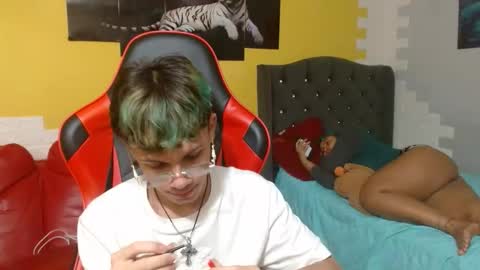 andy_dan1 online show from 02-21-26, 07:37