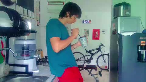 Snapshot of andy_gray01 chatting on 03-30-26, 11:44 Andy Gray online show from 03-30-26, 11:44