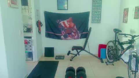 Snapshot of andy_gray01 chatting on 04-08-26, 06:19 Andy Gray online show from 04-08-26, 06:19