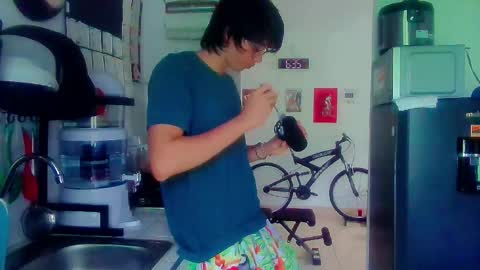 Snapshot of andy_gray01 chatting on 04-10-26, 11:37 Andy Gray online show from 04-10-26, 11:37