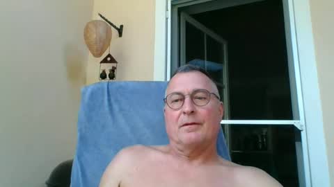 Snapshot of andybayern chatting on 07-09-26, 04:11 andybayern online show from 07-09-26, 04:11