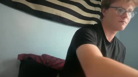 Snapshot of andyhasabigdick chatting on 06-08-26, 06:19 Andy online show from 06-08-26, 06:19