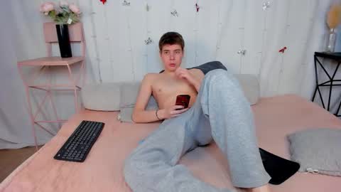 Mandy and Andy online show from 01-09-26, 12:35