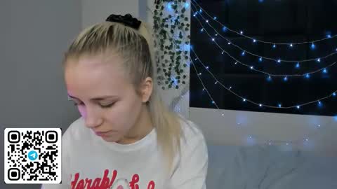 Anelly online show from 03-15-26, 10:21