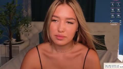 Snapshot of anellyball_ chatting on 06-26-26, 05:23 Anelly online show from 06-26-26, 05:23