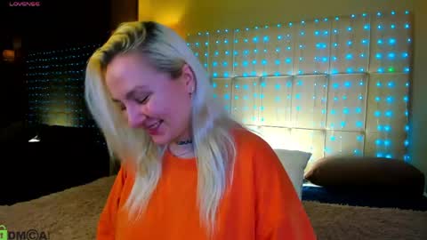 Anet Dream online show from 04-15-26, 05:31