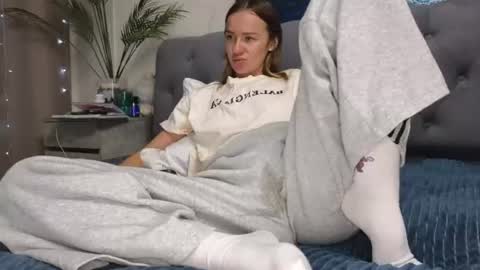 Snapshot of ange1ok chatting on 07-19-26, 05:27 ange1ok online show from 07-19-26, 05:27