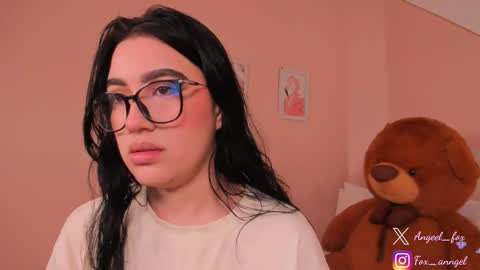 Angel  online show from 01-16-26, 02:37